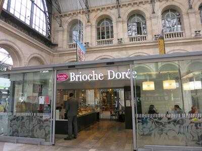 Brioche Dorée , Paris