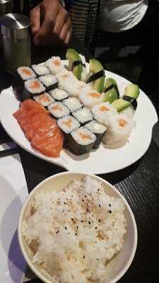 Hoki Sushi, Paris