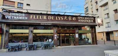 Fleur de Lys, Paris