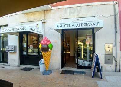 Gelateria Bar Cadamora