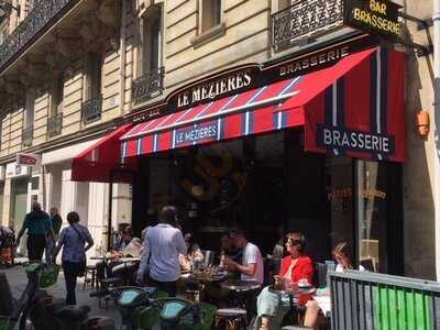 Le Mézières, Paris