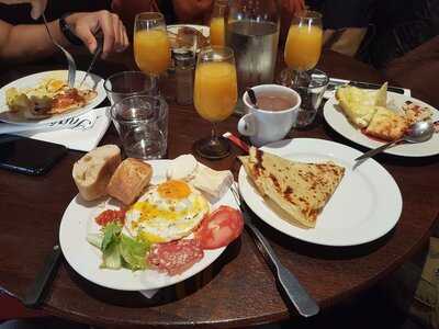 L'ingénu Café, Paris