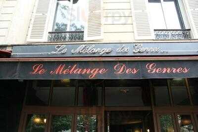 Le Melange des Genres, Paris