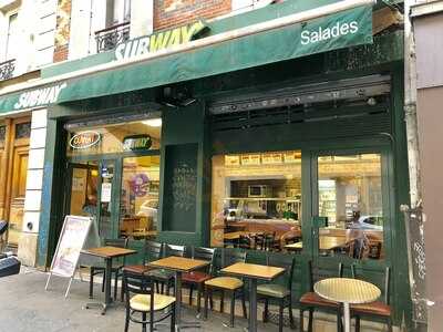 Subway, Paris