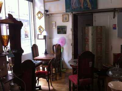 L'Atelier des Guillemites - Restaurant - Antiquaire - Salon de thé, Paris