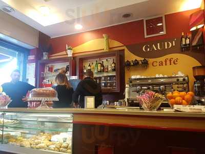 Caffè Gaudì, Bari