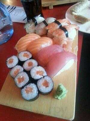 Akashi Sushi