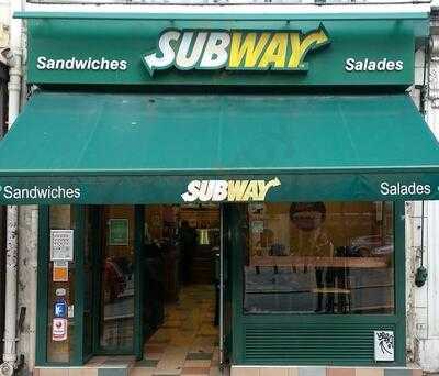 Subway, Paris