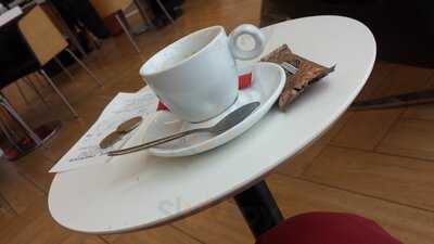 Le Cafe Prem1er