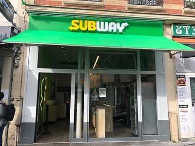 Subway, Paris