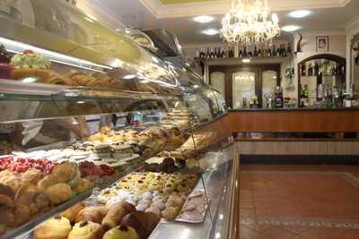 Bar Pasticceria Angelo Carbone, Napoli