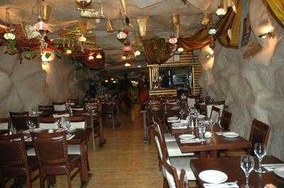 Stone Cave Cafe Bar & Restaurant