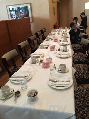 Harlequin Restaurant