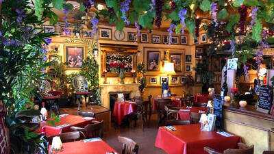 Le QuecumBar & Brasserie