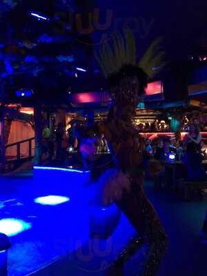 Tropicana Beach Club