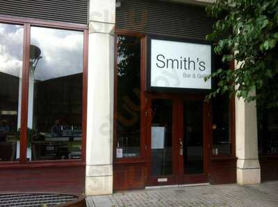 Smith's Bar & Grill