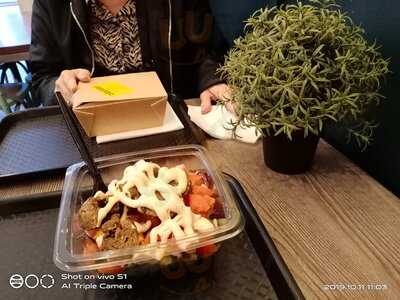 Zabardast The Indian Wrap Company, Waterloo