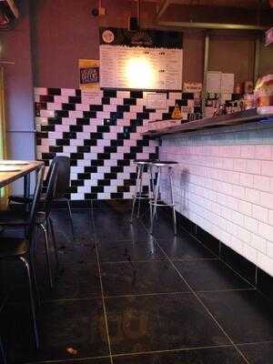 Mulberry Street New York Pizzeria