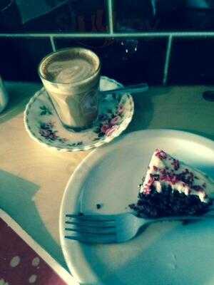 Somewhere over Knowhere