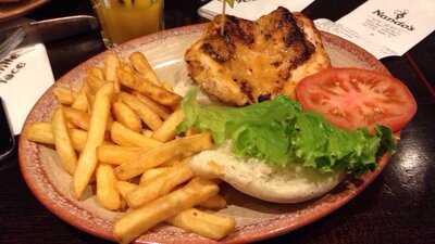 Nando's Canary Wharf - Cabot Place