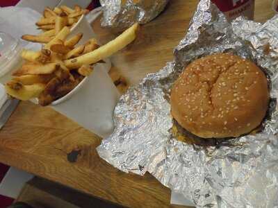 Five Guys South Kensington