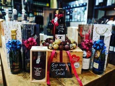 Glug wine and cheese shop