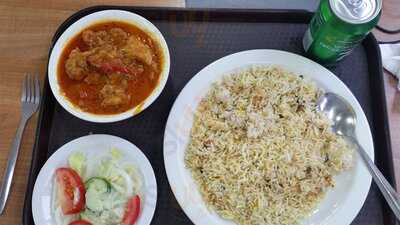 Al Badar Fried Chicken and Curry Restaurant