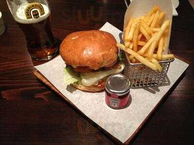 120 Central Brasserie