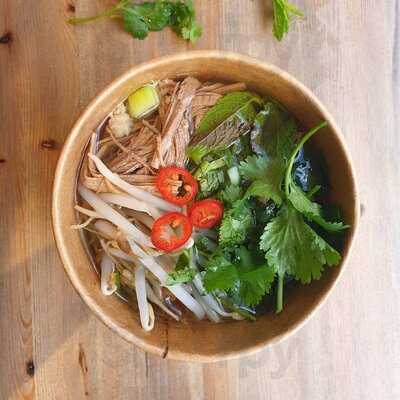 Co'm In Vietnamese Eatery & Coffee