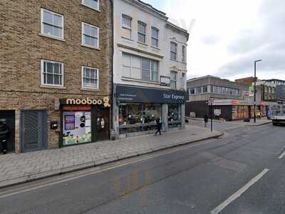 Starburger - Trafalgar Road