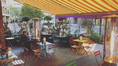 Water's Edge Cafe