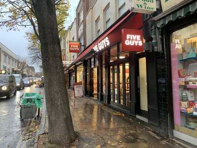 Five Guys Camden