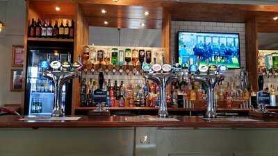 The Crown & Anchor Edmonton