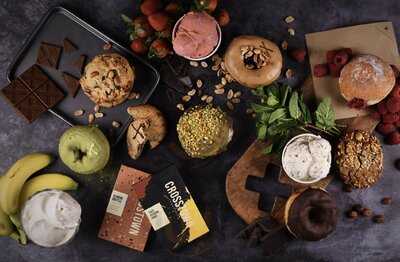 Crosstown Canary Wharf - Doughnuts & Coffee