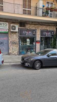 L'intoppo, Napoli