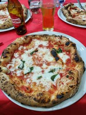 Pizzeria Ricomincio da 3, Napoli