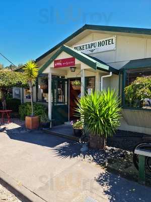 Puketapu Hotel