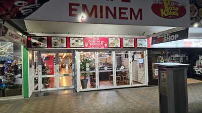 Cafe Eminem Pizza Kebab Plaza