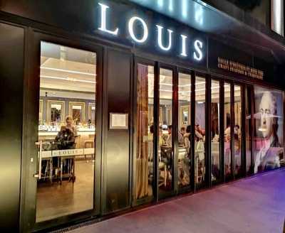 Louis Champagne Bar