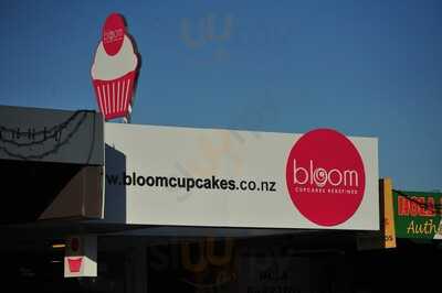 Bloom Cupcakes