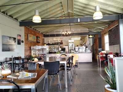 Calliope Road Cafe