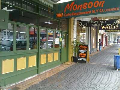 Moonsoon Thai Cafe