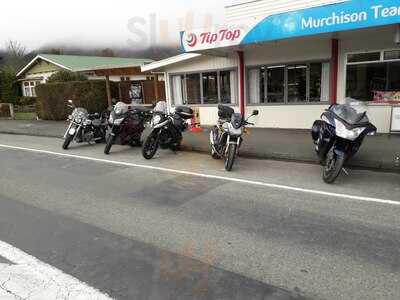 Roadside Grazing, Murchison Tearooms