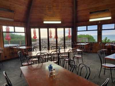 Moeraki Boulders Cafe