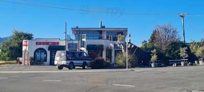 Sailz Lake Hawea Restaurant And Bar