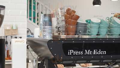 Ipress Cafe