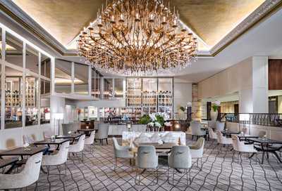 Chandelier Lounge