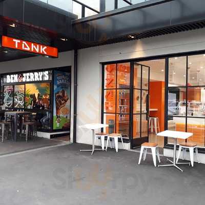 Tank Juice Bar Three Lamps