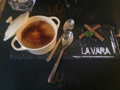 La Vara - Handmade Burgers & Portuguese Wines