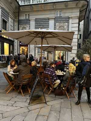 Vinoteca, Savona